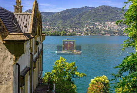waterfront villa sold in lake Como